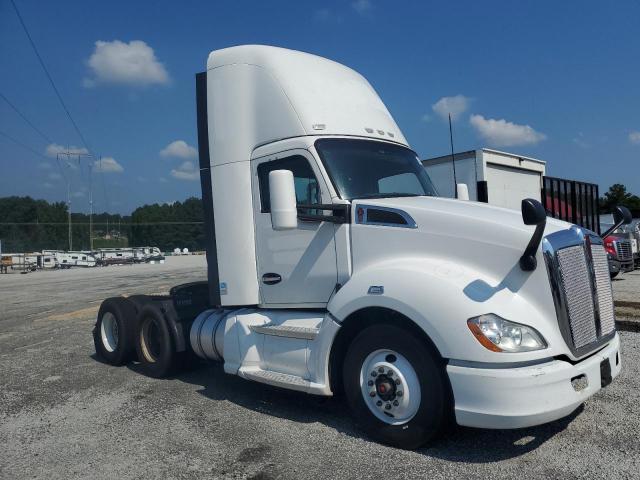  Salvage Kenworth T680