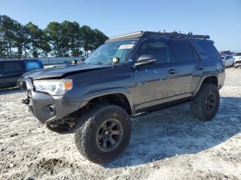  Salvage Toyota 4Runner