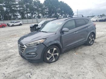  Salvage Hyundai TUCSON