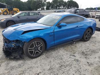  Salvage Ford Mustang