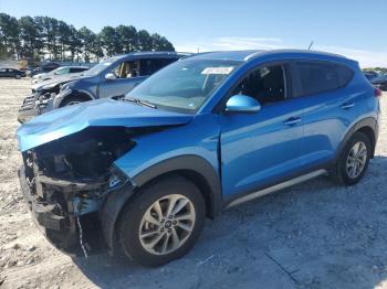  Salvage Hyundai TUCSON