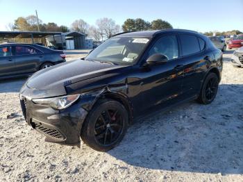  Salvage Alfa Romeo Stelvio