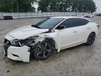  Salvage Nissan Maxima