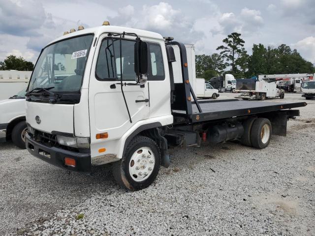  Salvage Nissan Diesel Ud2300
