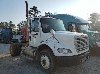  Salvage Freightliner M2 112 Med