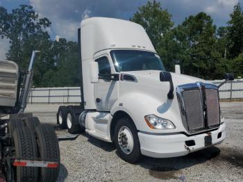  Salvage Kenworth T680