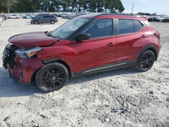  Salvage Nissan Kicks