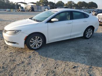  Salvage Chrysler 200