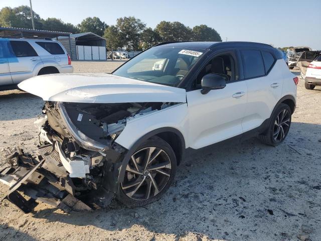  Salvage Volvo XC40