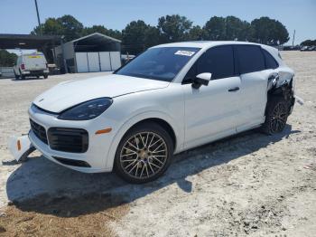  Salvage Porsche Cayenne