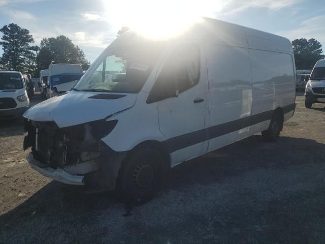 Salvage Mercedes-Benz Sprinter