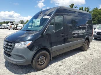  Salvage Mercedes-Benz Sprinter