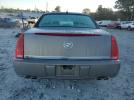 Cadillac DTS Image 3