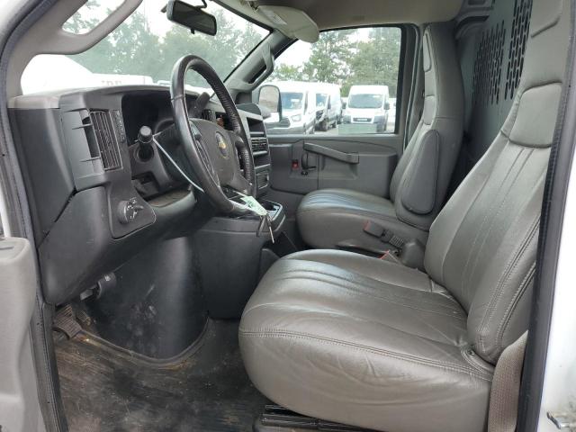 Chevrolet Express Image 6