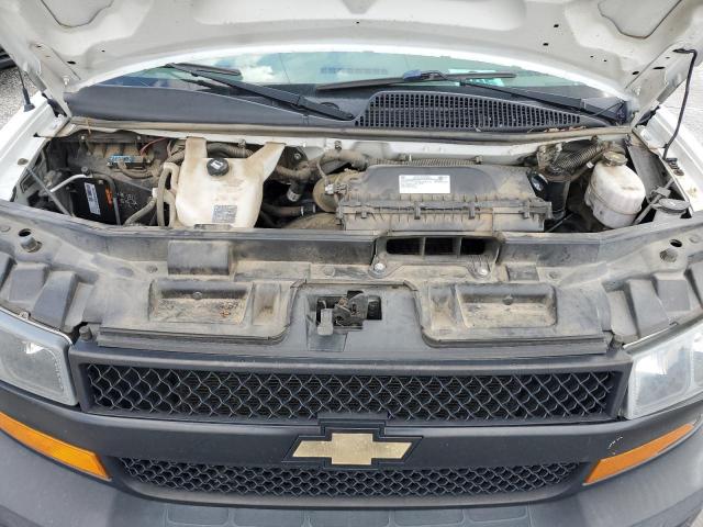 Chevrolet Express Image 9