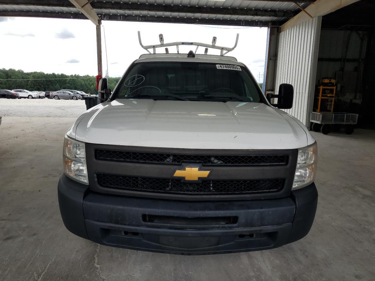 Chevrolet Silverado C1500 Image 4