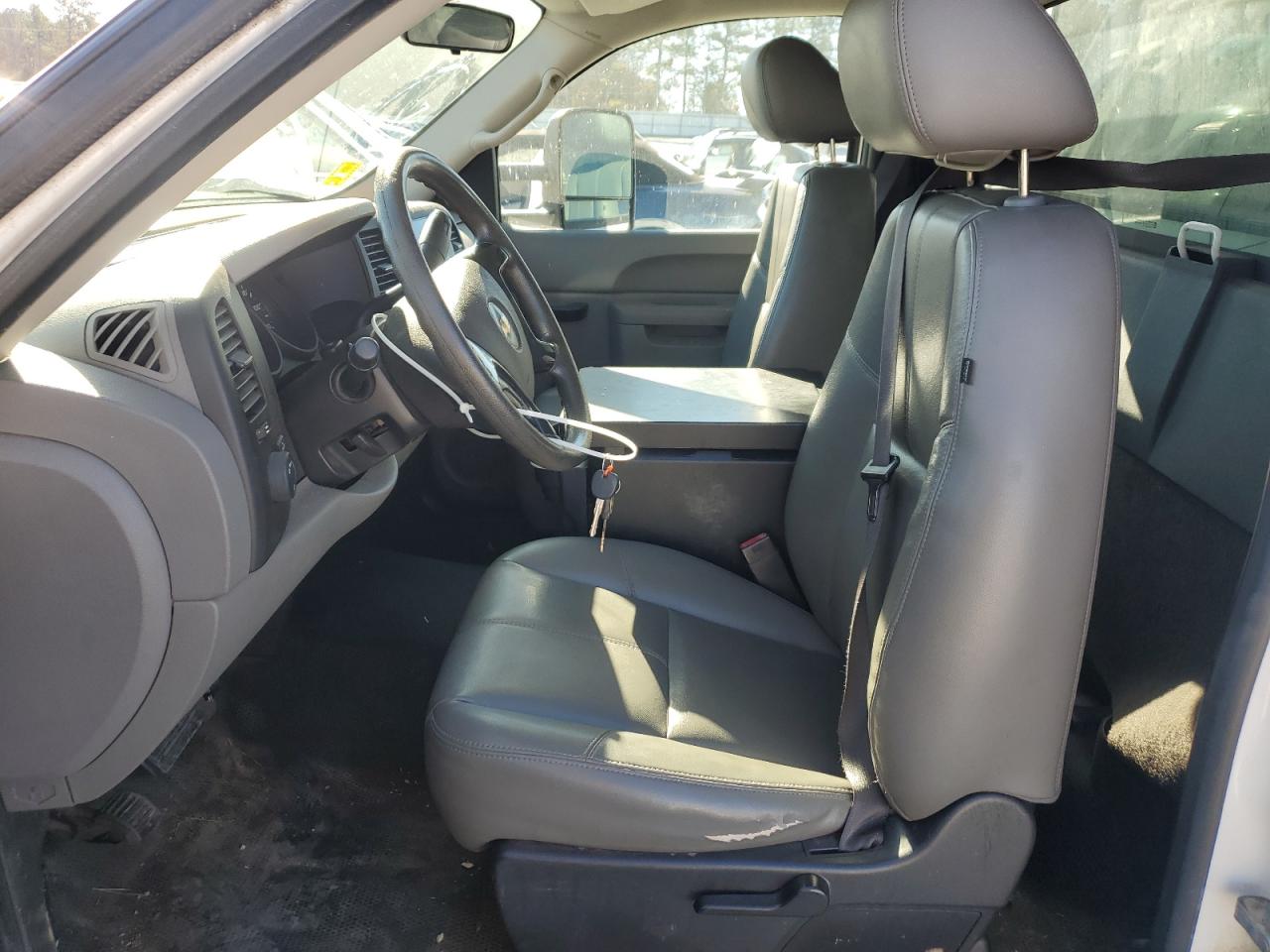 Chevrolet Silverado C1500 Image 7