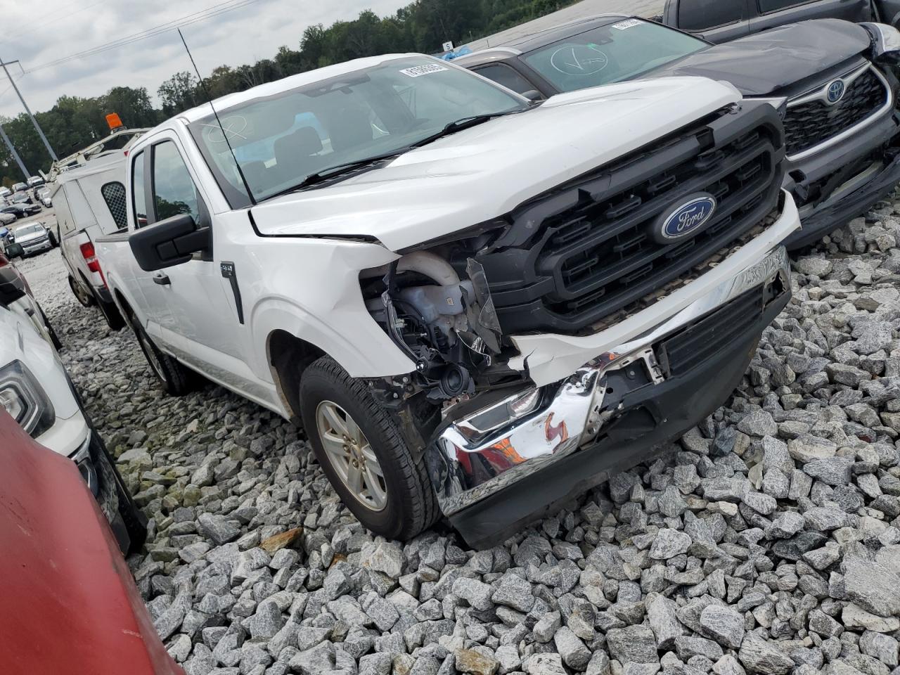 Ford F-150 Super Cab Image 6