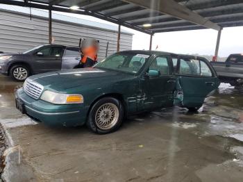  Salvage Ford Crown Vic