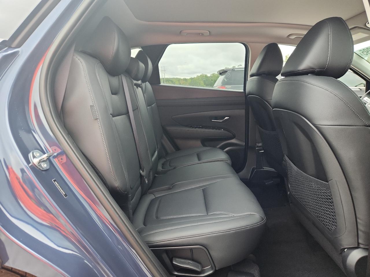 Hyundai TUCSON Limited Image 9