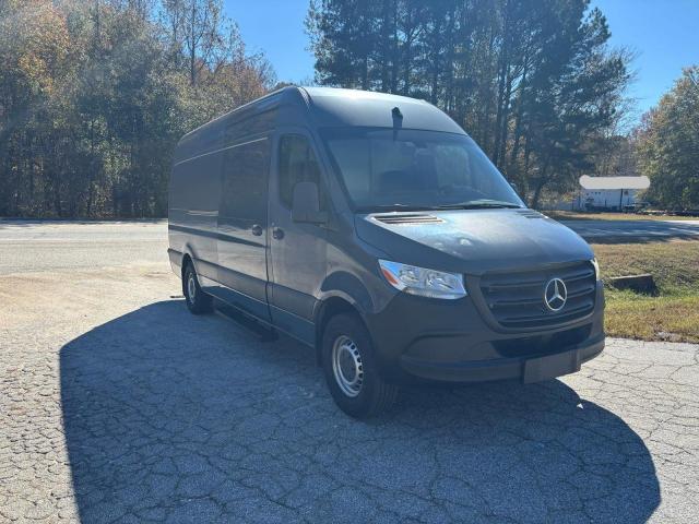  Salvage Mercedes-Benz Sprinter