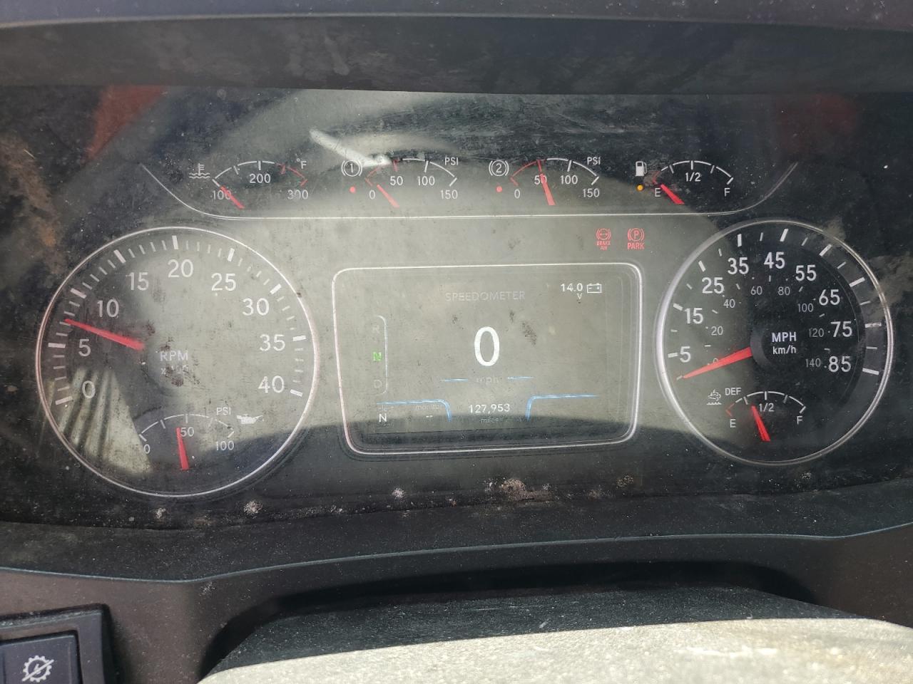 International Mv607 Image 10