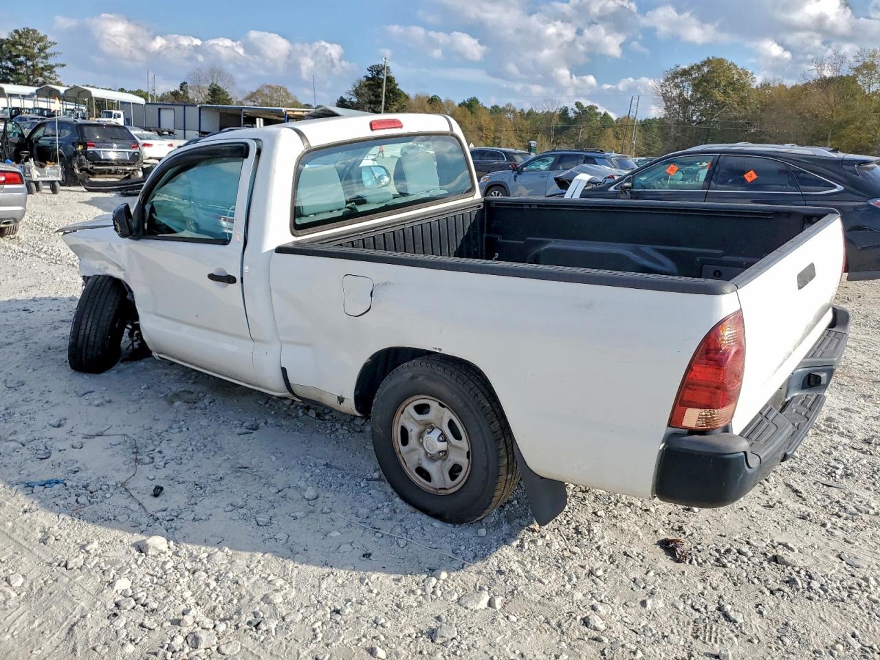 Toyota Tacoma Image 10