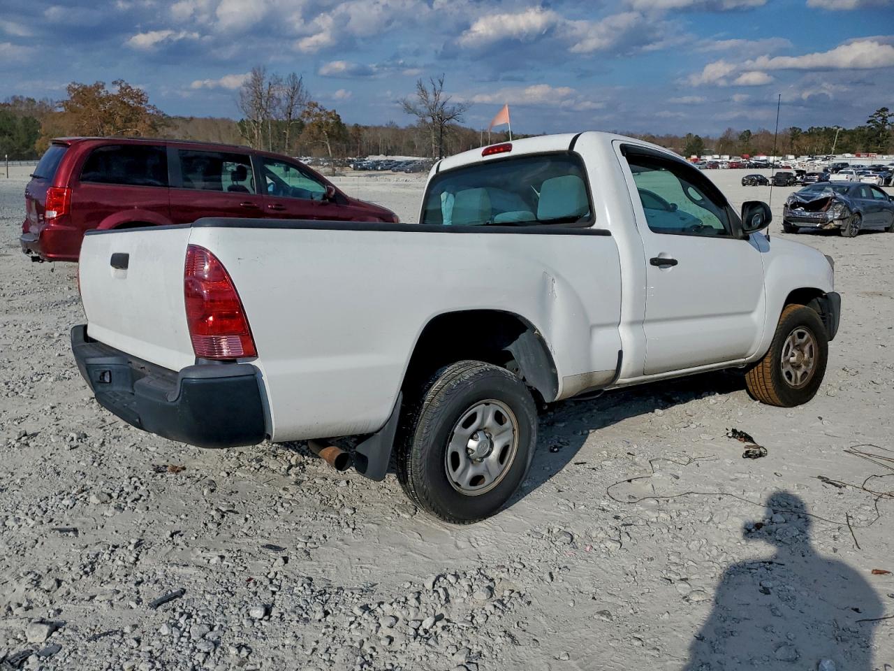 Toyota Tacoma Image 11