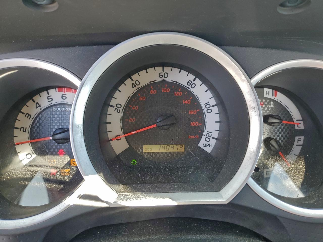 Toyota Tacoma Image 5