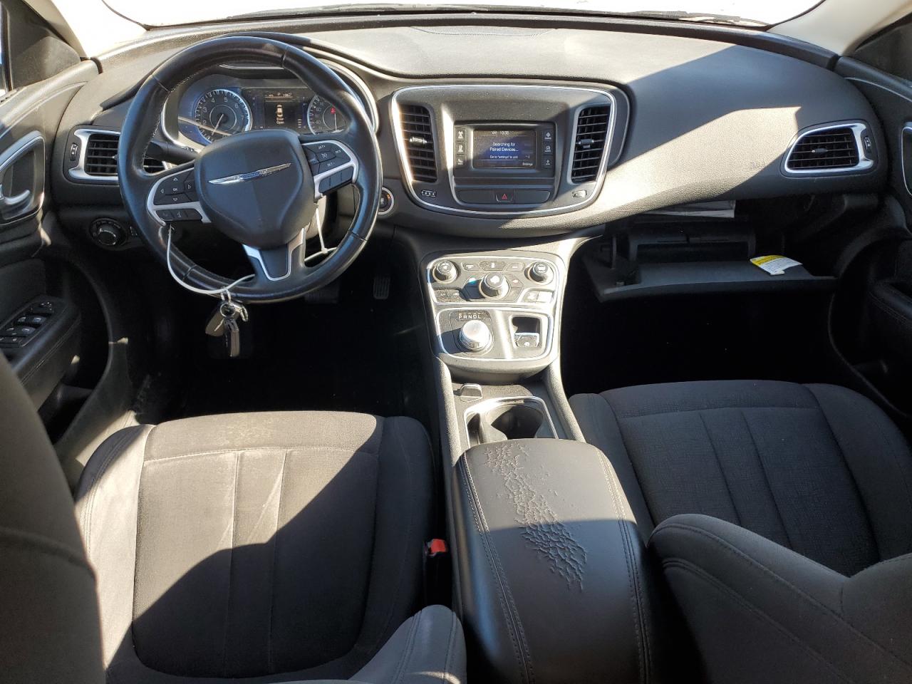 Chrysler 200 Limited Image 8