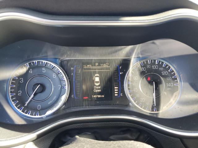 Chrysler 200 Limited Image 4