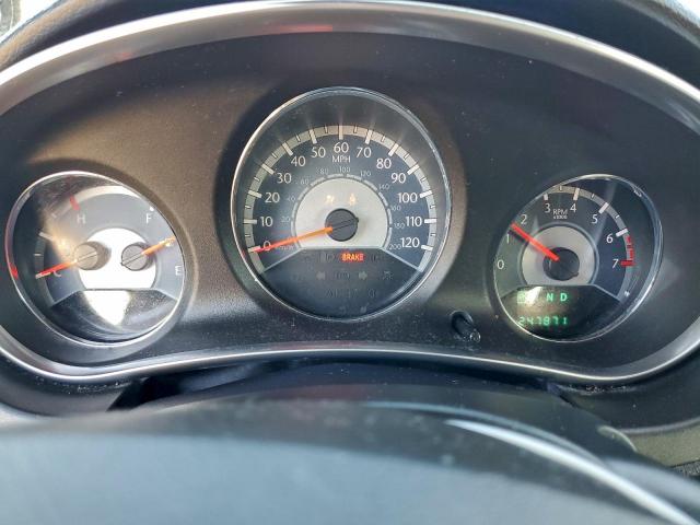 Chrysler 200 Lx Image 6