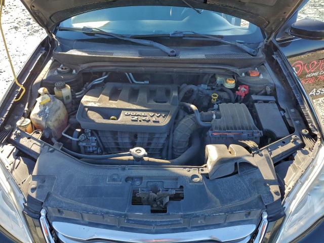 Chrysler 200 Lx Image 5