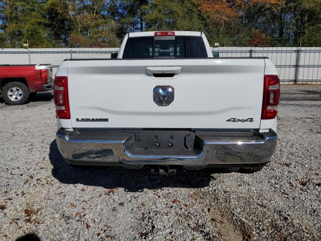 Ram 3500 Laramie Image 3