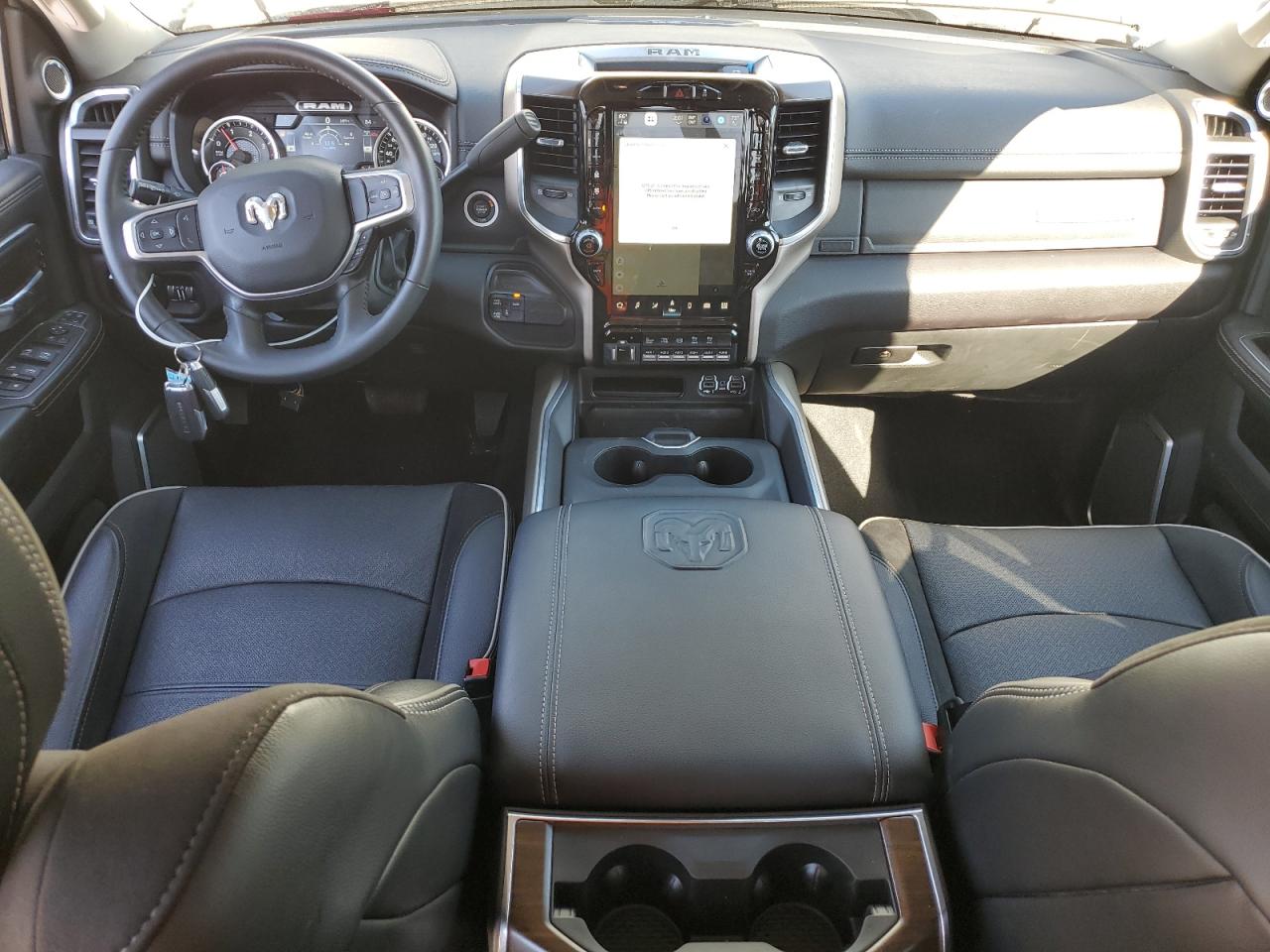 Ram 3500 Laramie Image 10