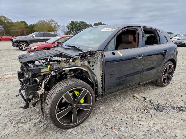  Salvage Porsche Cayenne
