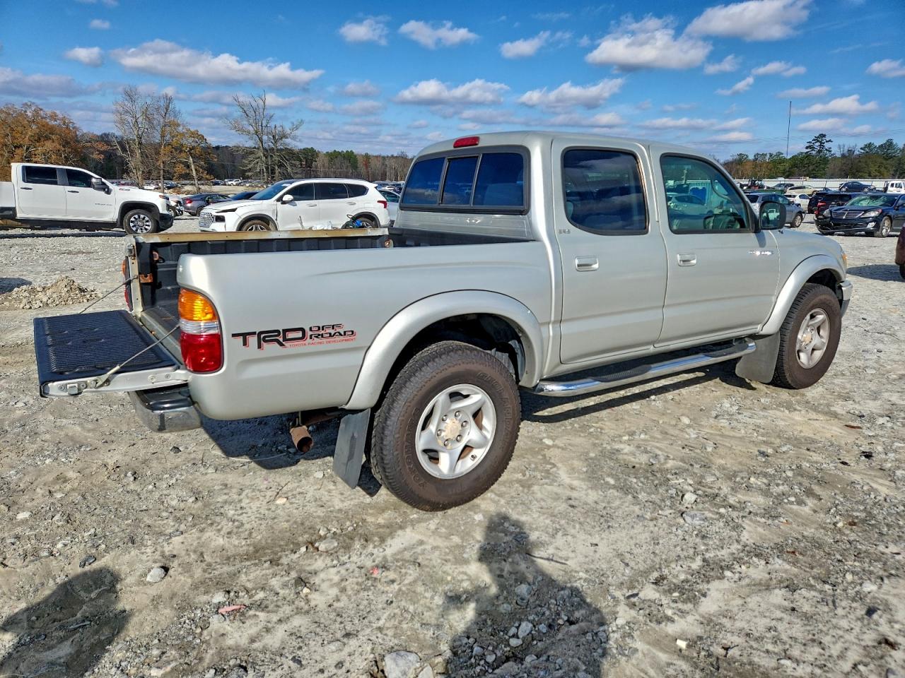 Toyota Tacoma Double Cab Prerunner Image 2