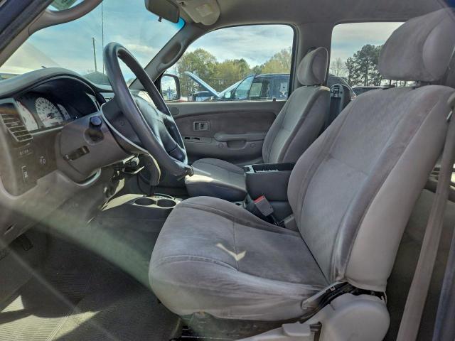 Toyota Tacoma Double Cab Prerunner Image 9