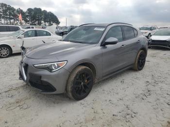  Salvage Alfa Romeo Stelvio