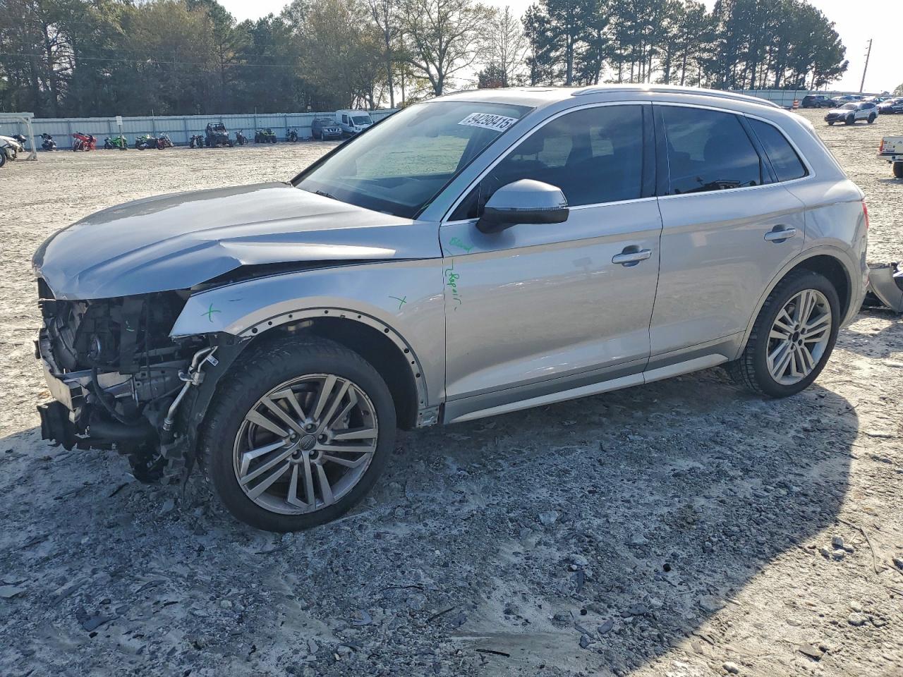Audi Q5 Premium Plus Image 1