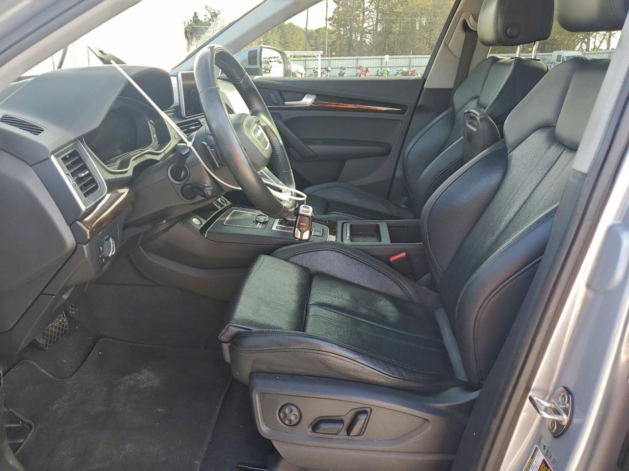 Audi Q5 Premium Plus Image 8