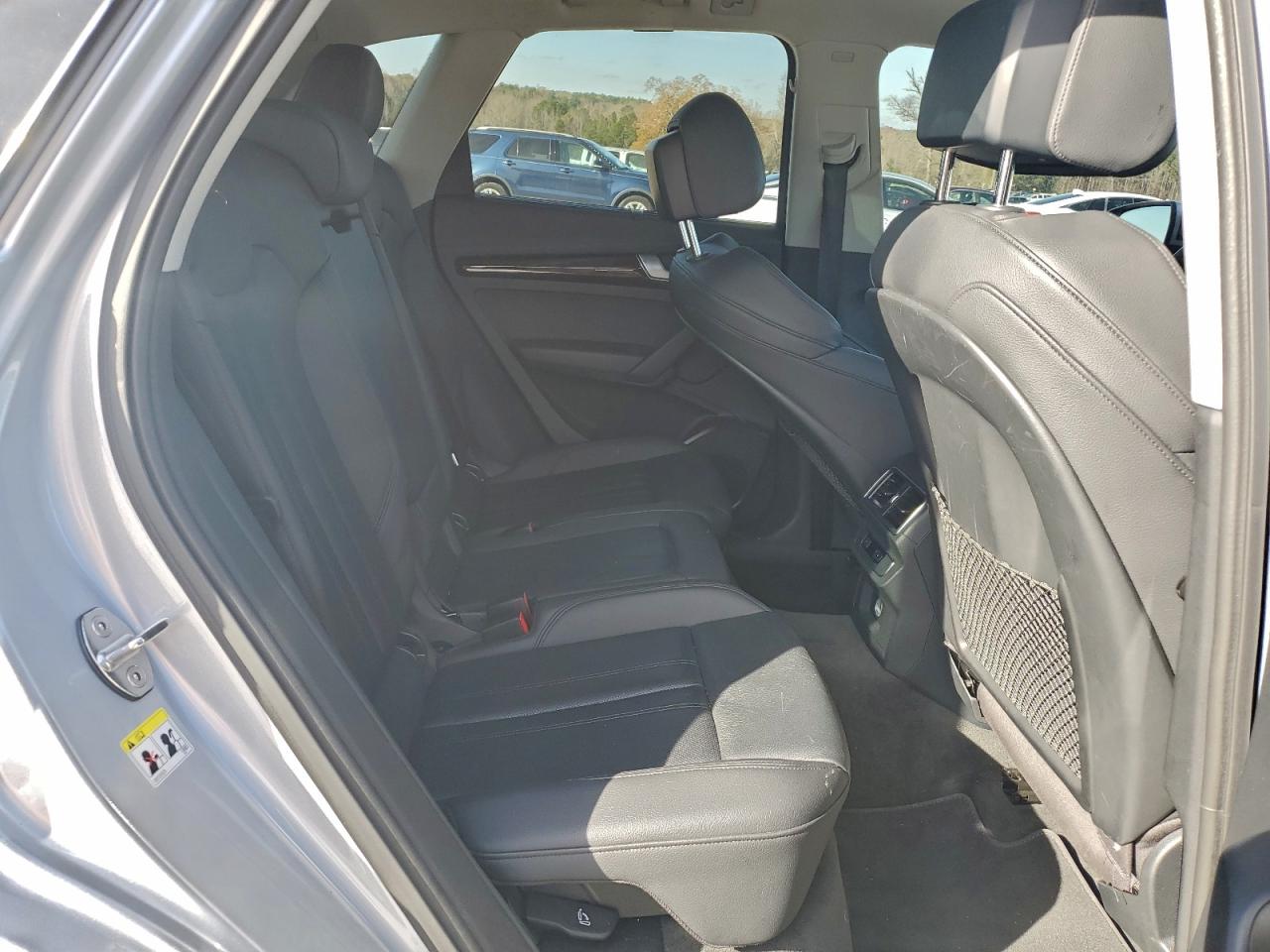 Audi Q5 Premium Plus Image 4