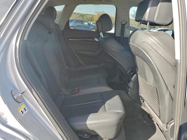 Audi Q5 Premium Plus Image 4