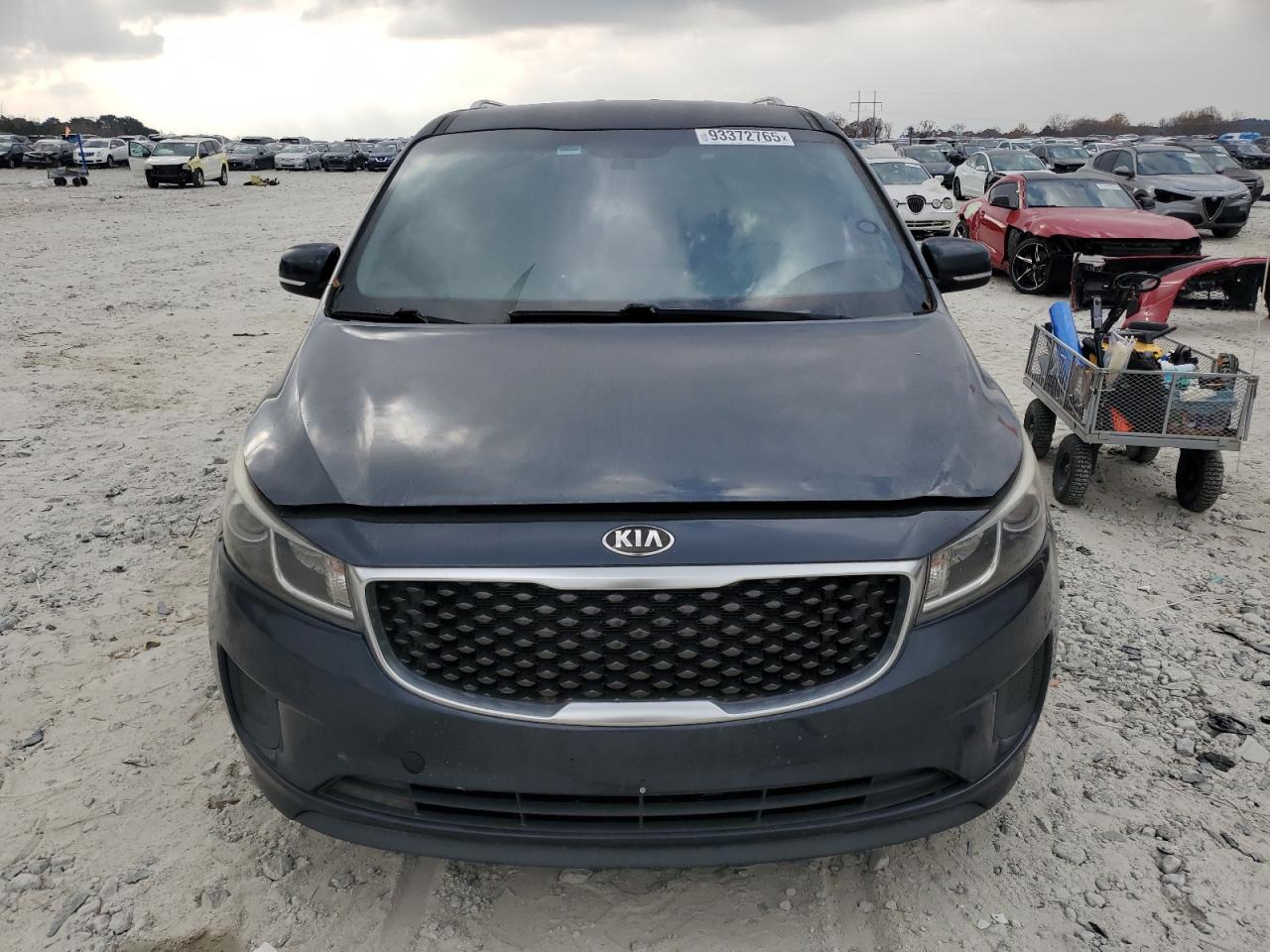 Kia Sedona Lx Image 6