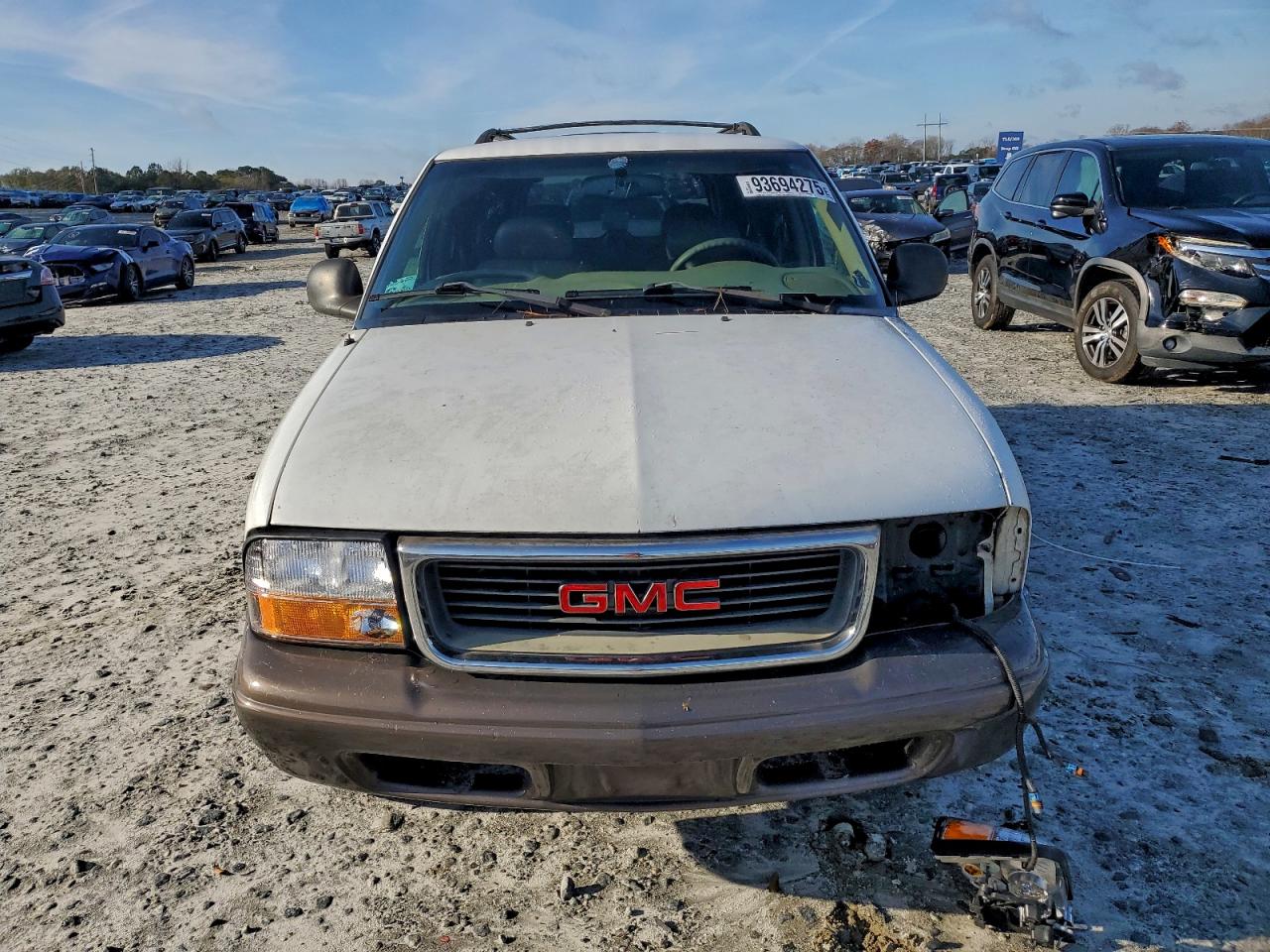 GMC Jimmy Image 2