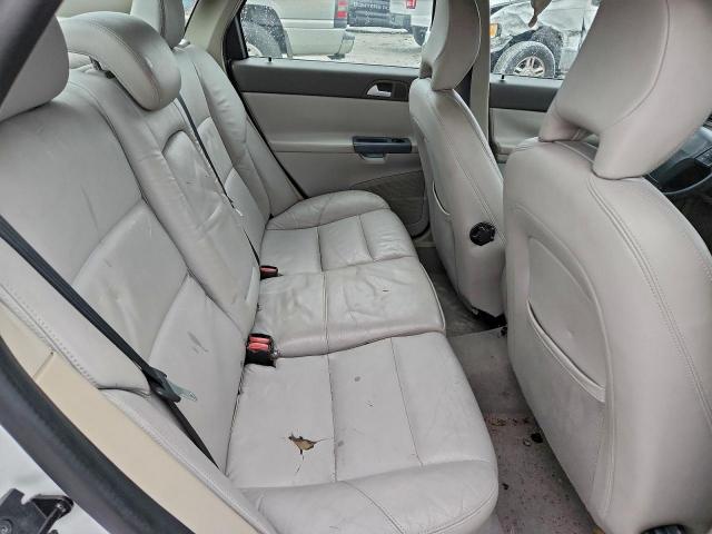 Volvo S40 2.4i Image 9