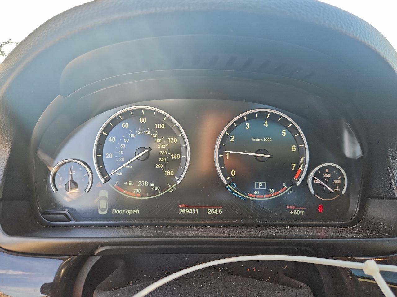 BMW 5 Series I Image 9