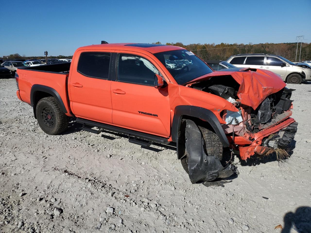 Toyota Tacoma Double Cab Image 2