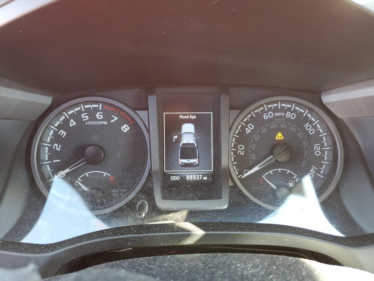 Toyota Tacoma Double Cab Image 10