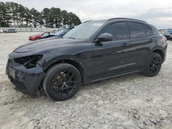  Salvage Alfa Romeo Stelvio